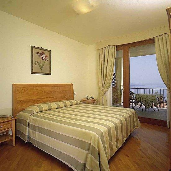 Domina Borgo Degli Ulivi - Garda Lake Gardone Riviera Zewnętrze zdjęcie